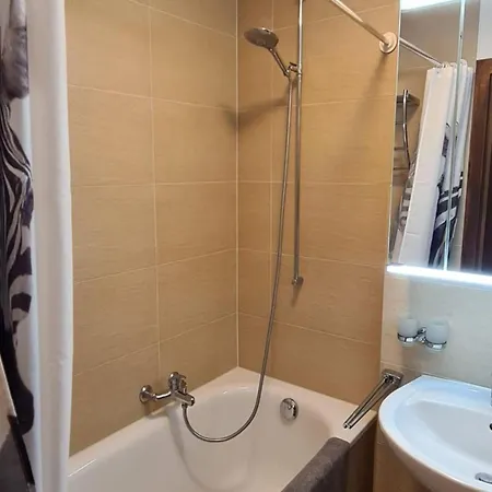 Flat In Near Lift & Valley Views Veysonnaz