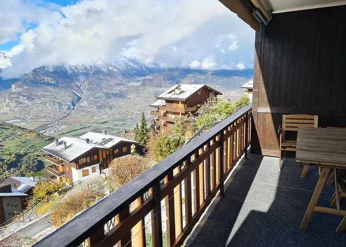 Flat In Near Lift & Valley Views 公寓 *