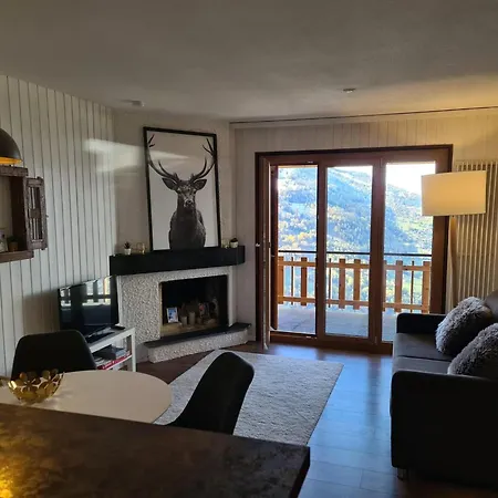 Flat In Near Lift & Valley Views