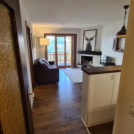 With Swimming Pool Apartment Veysonnaz