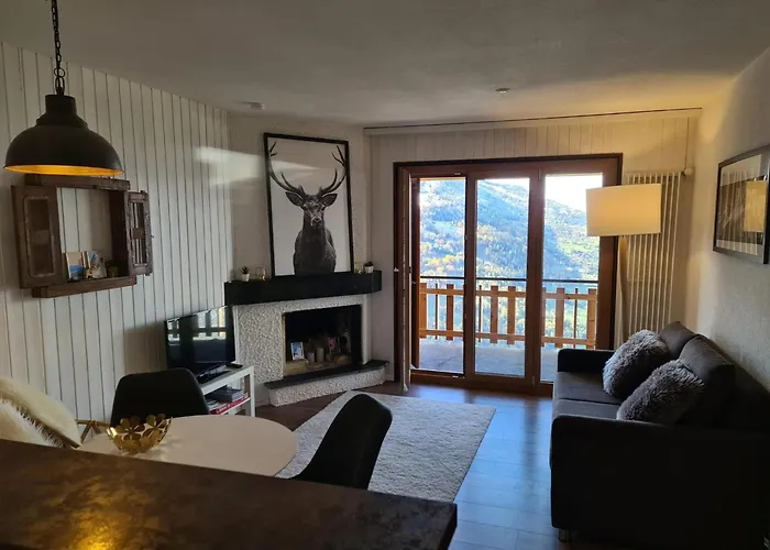 Flat In Near Lift & Valley Views